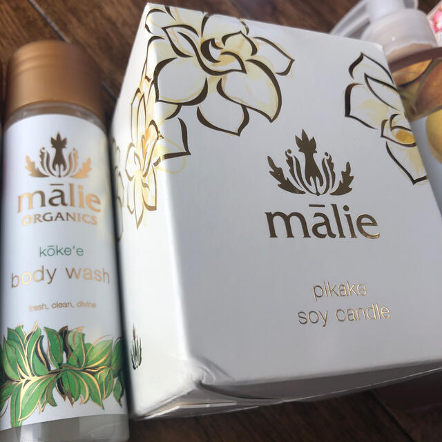 Malie Organics(マリエオーガニクス)のさき様専用【マリエオーガニクス】6点セット　新品 コスメ/美容のボディケア(その他)の商品写真