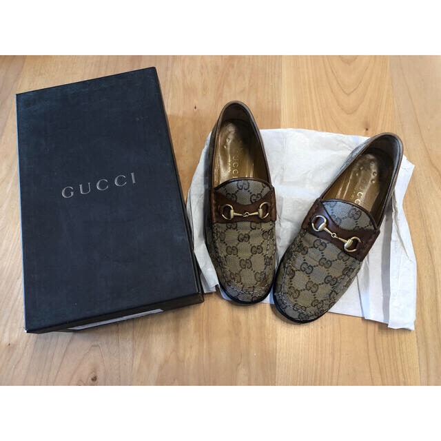 Gucci(グッチ)のGUCCI モノグラム　モカシン レディースの靴/シューズ(スリッポン/モカシン)の商品写真