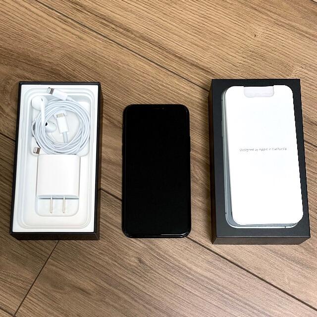 Apple(アップル)の<美品>iPhone11pro 256G（docomo）SIMロック解除済 スマホ/家電/カメラのスマートフォン/携帯電話(スマートフォン本体)の商品写真