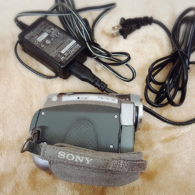 SONY(ソニー)の【訳あり】SONY デジタルビデオカメラレコーダー  DCR-HC90 スマホ/家電/カメラのカメラ(ビデオカメラ)の商品写真