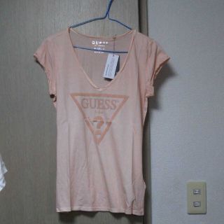 ゲス(GUESS)のGUESS レディースTシャツ ピンク M(Tシャツ(半袖/袖なし))