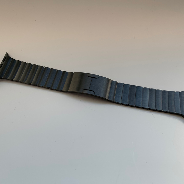 Apple(アップル)のアップルウォッチ リンクブレスレット スペースブラック メンズの時計(金属ベルト)の商品写真