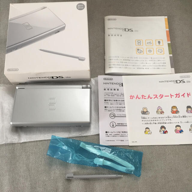 任天堂(ニンテンドウ)のNintendoDS Lite エンタメ/ホビーのゲームソフト/ゲーム機本体(その他)の商品写真