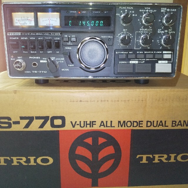 テーブルゲーム/ホビーアマチュア無線機　TRIO S-770