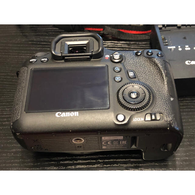 Canon(キヤノン)のCanon キヤノン デジタル一眼レフカメラ EOS 6D ボディ スマホ/家電/カメラのカメラ(デジタル一眼)の商品写真