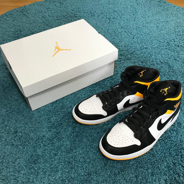 スニーカー最終値下げ！　NIKE AIR JORDAN 1 MID 28.5cm