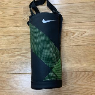 ナイキ(NIKE)のサーモス　水筒カバー　ナイキ　(水筒)