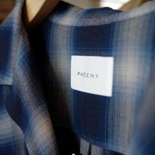 フィーニー(PHEENY)のpheenyチェックガウン(ガウンコート)