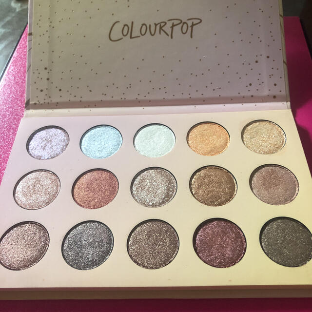 colourpop(カラーポップ)のカラーポップ アイシャドウパレット ラメグリッター コスメ/美容のベースメイク/化粧品(アイシャドウ)の商品写真