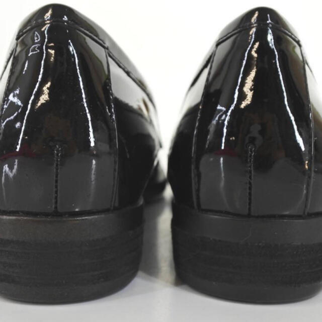 DIANA(ダイアナ)の新品未使用　enchanted エンチャンテッド エナメル ローファー 21cm レディースの靴/シューズ(ローファー/革靴)の商品写真