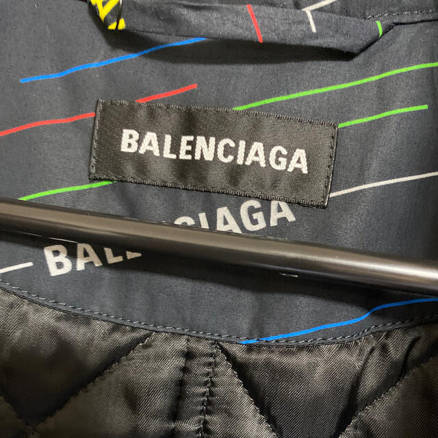 バレンシアガ　パデットシャツ 3