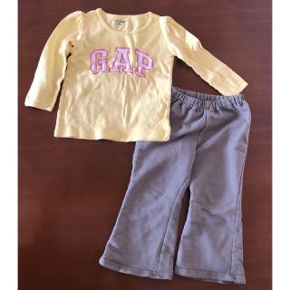 ベビーギャップ(babyGAP)のベビーギャップ　長袖　長ズボン　女の子　上下セット　90(Tシャツ/カットソー)