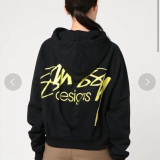 ステューシー(STUSSY)のstussy women パーカー(パーカー)