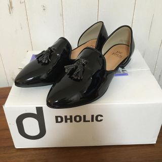 ディーホリック(dholic)のyes＿bando様専用☆ＤHOLIC 黒 エナメルパンプス(ローファー/革靴)