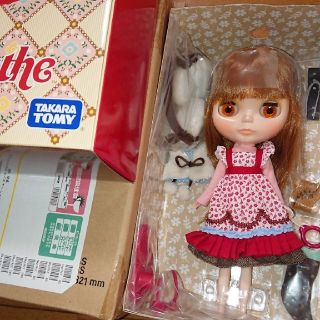 タカラトミー(Takara Tomy)の専用　ベアトリーチェベスト 美品 ブライス  輸送箱あり(人形)