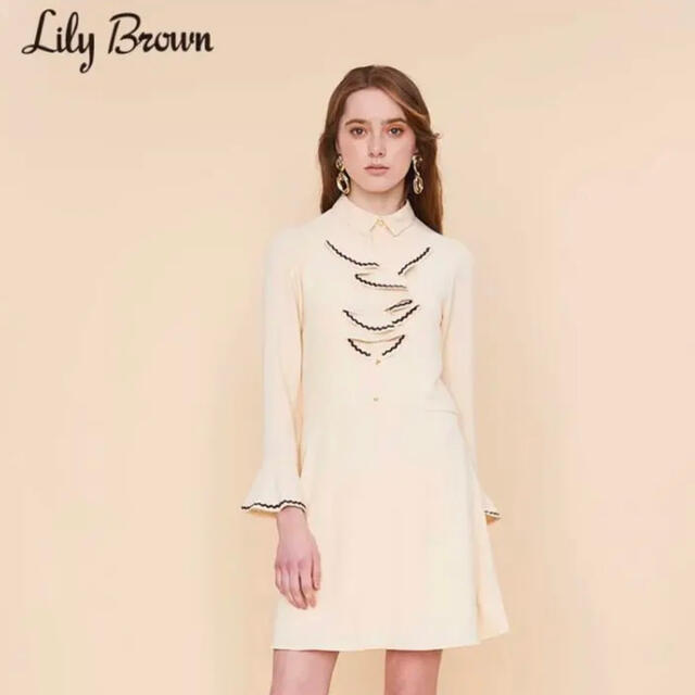 Lily Brown - リリーブラウン♡ラッフルデザインワンピースの通販 by