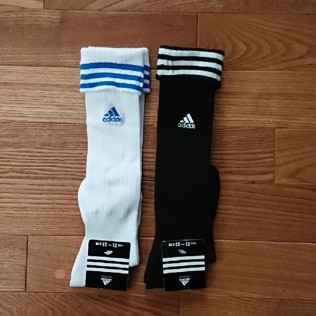 adidas(アディダス)のam様専用 アディダス スポーツソックス 2組セット キッズ/ベビー/マタニティのこども用ファッション小物(靴下/タイツ)の商品写真