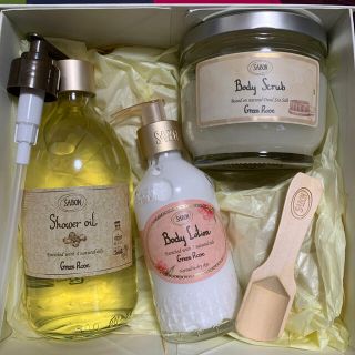 サボン(SABON)のSABONシャワーオイル、スクラブ、ローションセット(グリーン・ローズ)(バスグッズ)