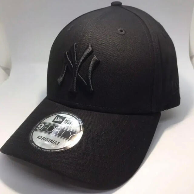 NEW ERA(ニューエラー)のニューエラ キャップ NY ヤンキース 黒 オールブラック ブラック メンズの帽子(キャップ)の商品写真