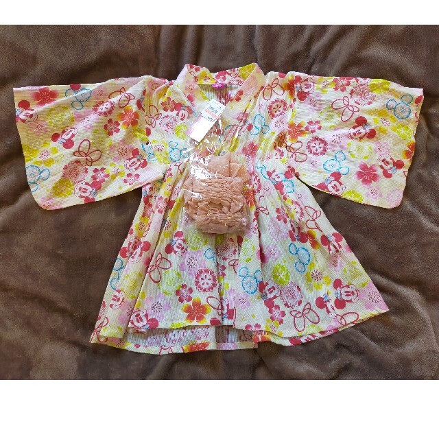 浴衣 キッズ/ベビー/マタニティのキッズ服女の子用(90cm~)(甚平/浴衣)の商品写真