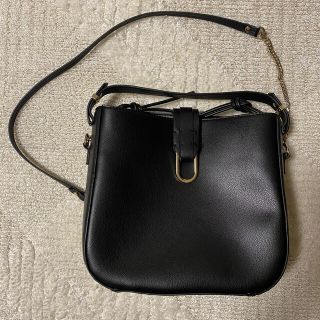 ザラ(ZARA)のZAPA ブラック ショルダーバッグ(ショルダーバッグ)