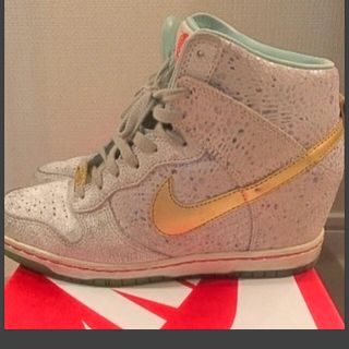 ナイキ(NIKE)のナイキNIKEハイインヒールスニーカー(スニーカー)