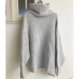 ザラ(ZARA)のZARA  人気オーバーサイズ　タートルネック  ニットセーターS(ニット/セーター)