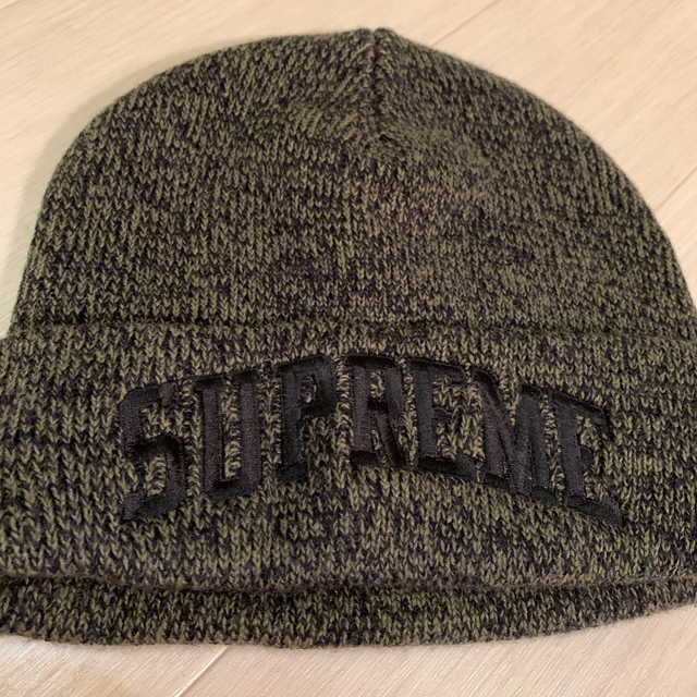 Supreme(シュプリーム)のシュプリーム　ニット帽 メンズの帽子(ニット帽/ビーニー)の商品写真