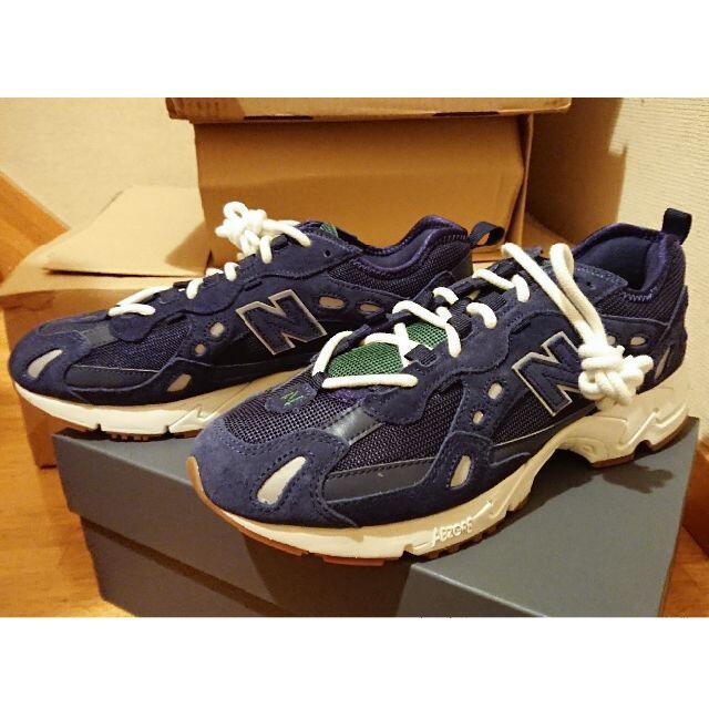 New Balance(ニューバランス)のsize? x New Balance ML827ZS2 27.5cm メンズの靴/シューズ(スニーカー)の商品写真