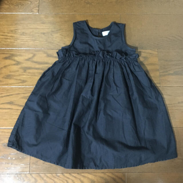 MARKEY'S(マーキーズ)のワンピース 　黒　マーキーズ　95センチ　女の子 キッズ/ベビー/マタニティのキッズ服女の子用(90cm~)(ワンピース)の商品写真