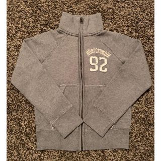 アバクロンビーアンドフィッチ(Abercrombie&Fitch)の【美品】アバクロンビーKIDS  厚手スウェット裏起毛 ジャケット グレー S(ジャケット/上着)