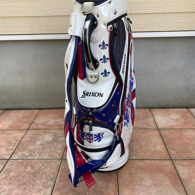 Srixon(スリクソン)のスリクソンキャディーバック&アイアンカバーセット スポーツ/アウトドアのゴルフ(バッグ)の商品写真