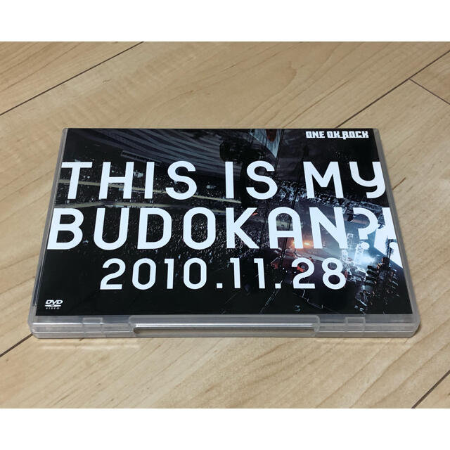 ONE OK ROCK(ワンオクロック)のLIVE　DVD「THIS　IS　MY　BUDOKAN？！　2010．11．28 エンタメ/ホビーのDVD/ブルーレイ(ミュージック)の商品写真