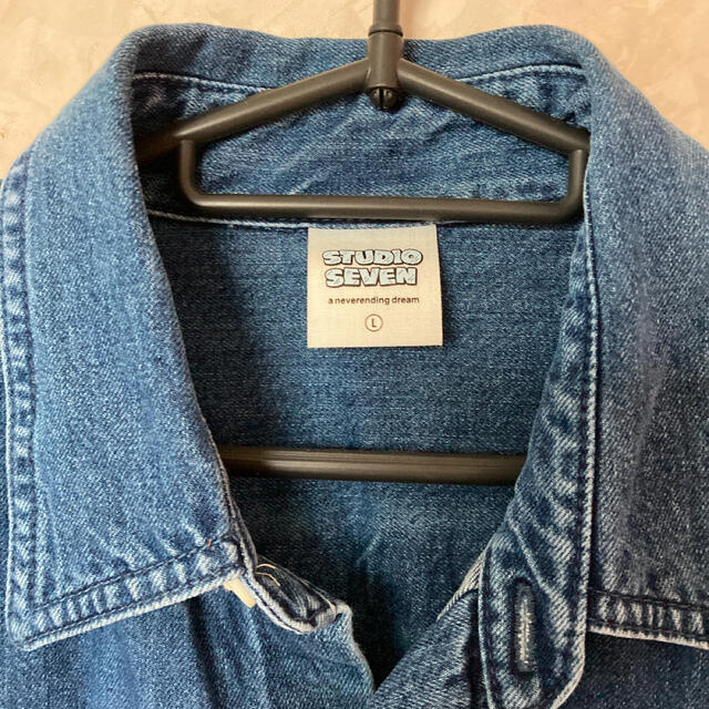 GU(ジーユー)のSTUDIO SEVEN GU コラボ デニムシャツ メンズ 美品 メンズのジャケット/アウター(Gジャン/デニムジャケット)の商品写真