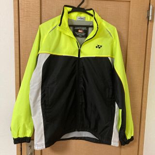 ヨネックス(YONEX)の【美品】YONEX ウインドブレーカー Mサイズ(ナイロンジャケット)