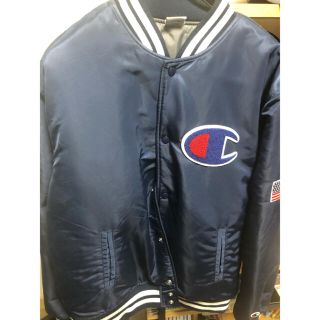 チャンピオン(Champion)のジャンパー　チャンピオン(ダウンジャケット)