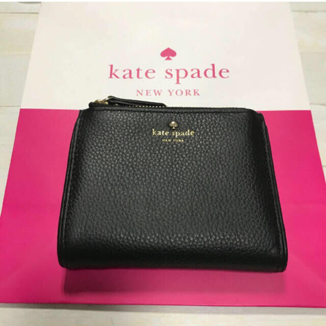 kate spade new york(ケイトスペードニューヨーク)の【新品未使用】ケイトスペードニューヨーク　折り財布　ショッパー付き レディースのファッション小物(財布)の商品写真