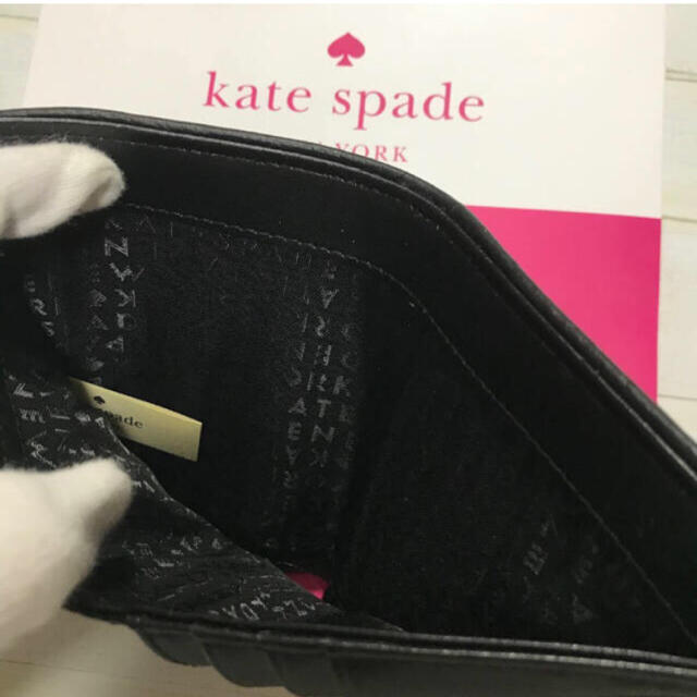 kate spade new york(ケイトスペードニューヨーク)の【新品未使用】ケイトスペードニューヨーク　折り財布　ショッパー付き レディースのファッション小物(財布)の商品写真