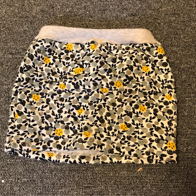 PETIT BATEAU(プチバトー)のプチバトー　スカート　104cm キッズ/ベビー/マタニティのキッズ服女の子用(90cm~)(スカート)の商品写真