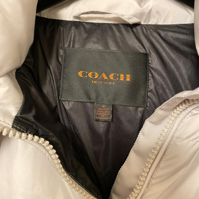 COACH(コーチ)の新品コーチダウンジャケット レディースのジャケット/アウター(ダウンジャケット)の商品写真