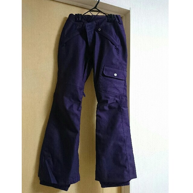 BURTON(バートン)の【はるち様】未使用 BURTON BELLPANT スノボーウェア S スポーツ/アウトドアのスノーボード(ウエア/装備)の商品写真