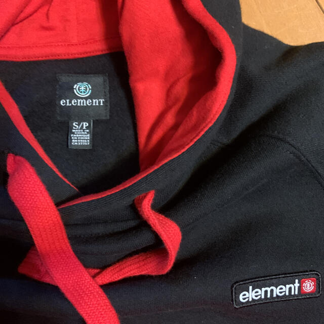 ELEMENT(エレメント)の新品！エレメント　パーカー　メンズS   160 キッズ/ベビー/マタニティのキッズ服男の子用(90cm~)(その他)の商品写真