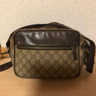 グッチ(Gucci)のGUCCI ショルダーバック(ショルダーバッグ)