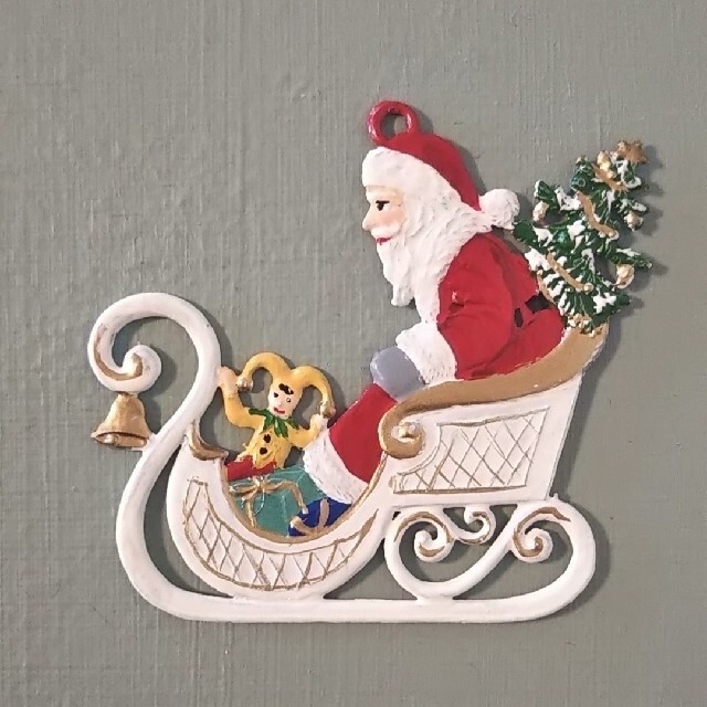 クリスマスオーナメント 錫製 ドイツ製 ソリに乗るサンタクロース ツリー飾り の通販 By Polka ラクマ クリスマスオーナメント 錫製 ドイツ製 ソリに乗るサンタクロース ツリー飾り の通販 By Polka ラクマ