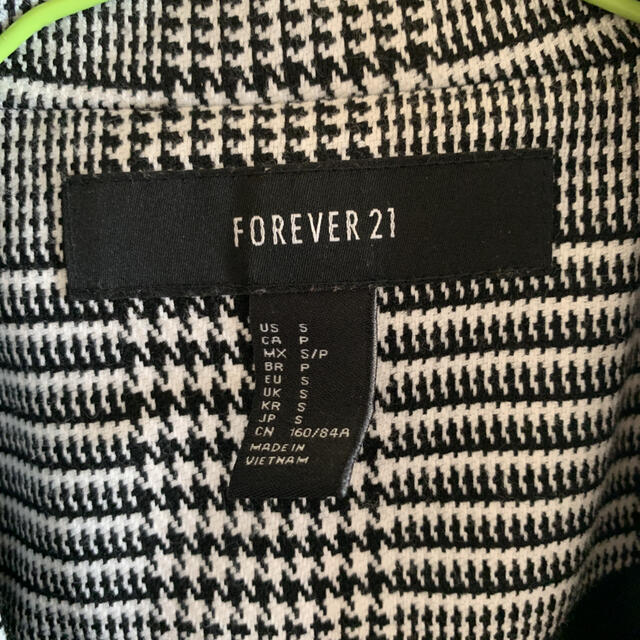 FOREVER 21(フォーエバートゥエンティーワン)のForever21千鳥柄ジャケット S レディースのジャケット/アウター(チェスターコート)の商品写真