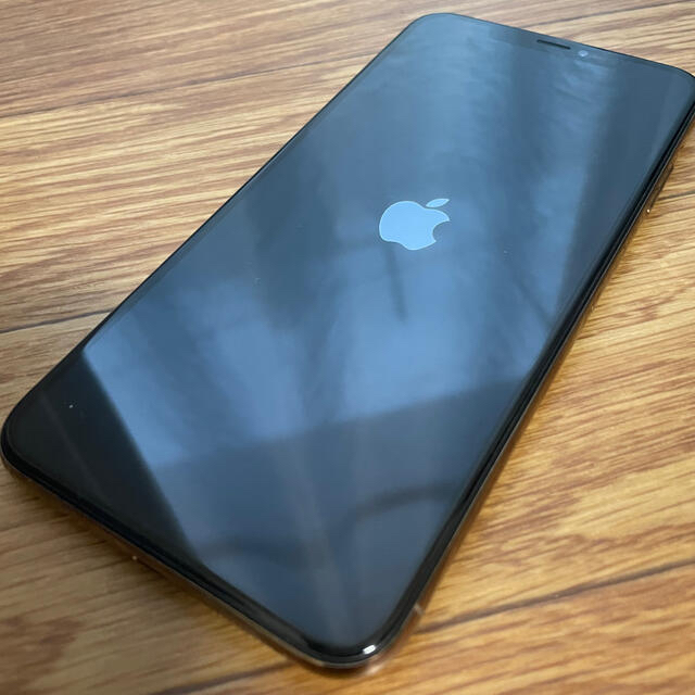 iPhone Xs Max 256GB au