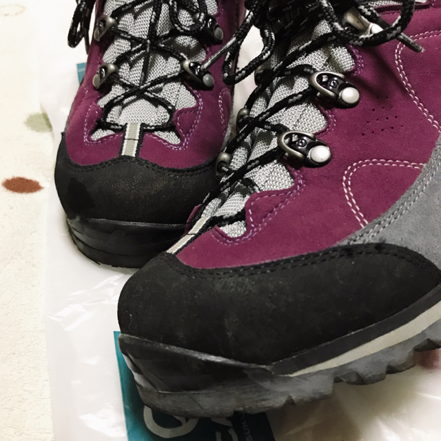 SCARPA(スカルパ)の登山靴　トレッキングシューズ スポーツ/アウトドアのアウトドア(登山用品)の商品写真
