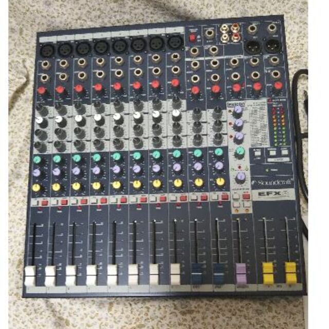 yutakalifeさま専用 ミキサー　Soundcraft　EFX8