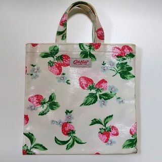 キャスキッドソン(Cath Kidston)のCath Kidston　キャス・キッドソン　ミニバッグ　イチゴ柄(トートバッグ)