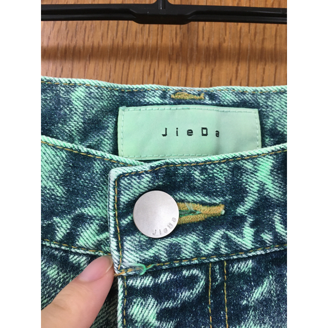 Jieda(ジエダ)のJieDa 20SS SLIT DENIM PANTS スリット デニムパンツ メンズのパンツ(デニム/ジーンズ)の商品写真